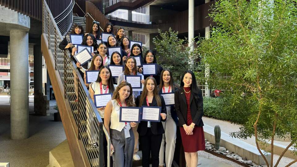 Seminario ''Mujeres en STEM'' 2024